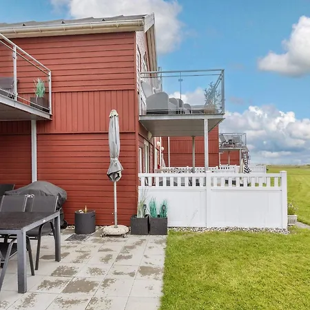 6 Person In Hadsund-by Traum *